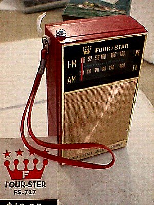 Four Star FS 727 AM-FM Pocket Radio b.JPG (58742 bytes)