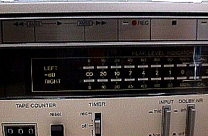 Sanyo Cassette Recording Deck c.JPG (29928 bytes)