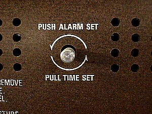 Studio 44 AM-FM Alarm Clock d.JPG (38797 bytes)